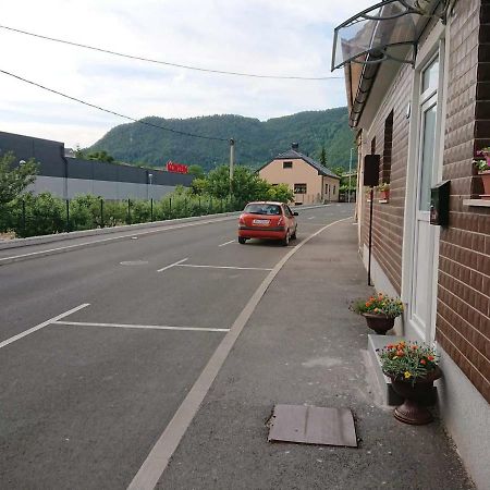 Apartman Sara Vl. Franjo Klasic 크라피나 외부 사진