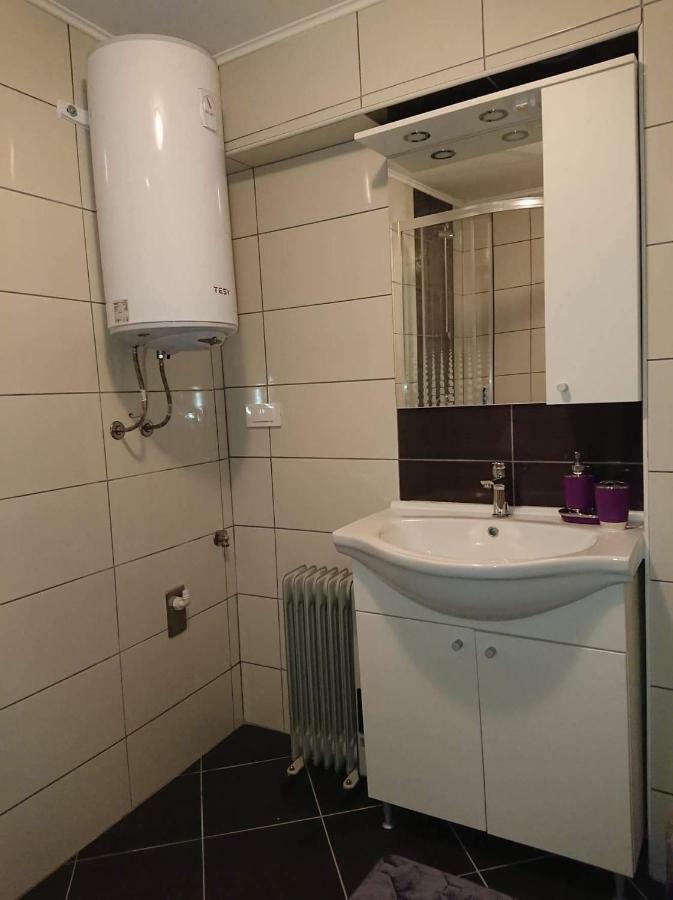 Apartman Sara Vl. Franjo Klasic 크라피나 외부 사진